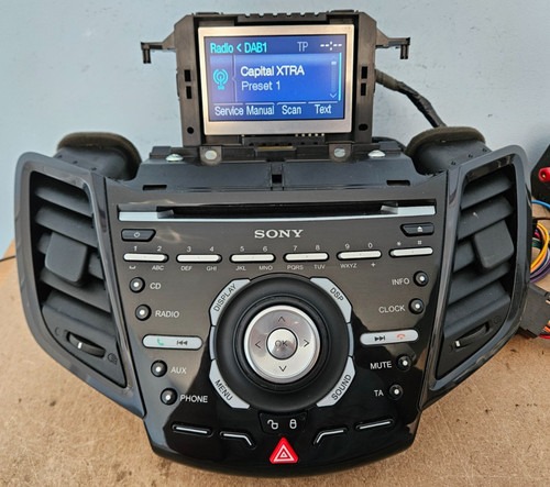 Ford fiesta mk7 - sony, car
