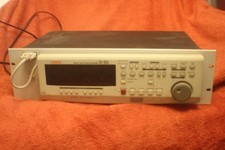 Fostex D-80 Digital 8-Track Digital Multitrack Recorder Vintage Retro powers on