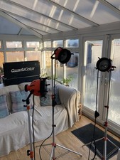 x4, 800W,  Vintage Studio