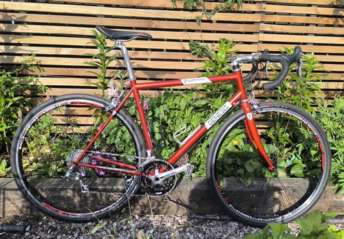 Genesis equilibrium 725 size - genesis,
