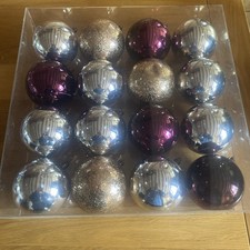 16 Giant Christmas Bauble 10cm