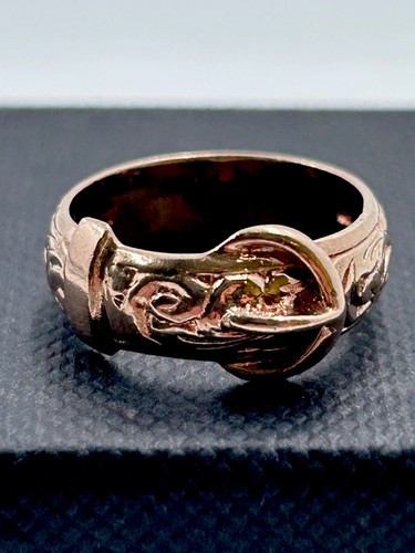 9ct solid gold buckle ring