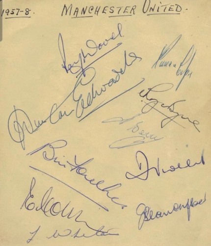 Busby babes rare teamsheet - rare,