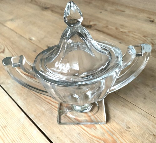 Vintage art deco 1930 - art, clear