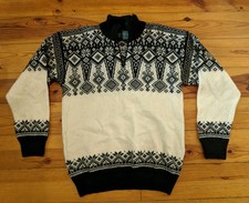 ESKIMO MENS WHITE ZIP NECK