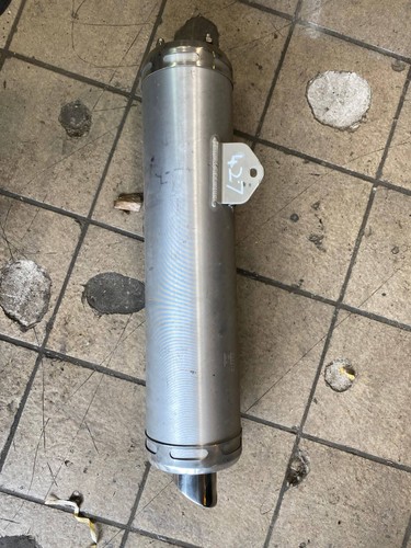 Universal exhaust can - can, road