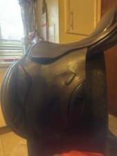 Black Country Quantum Jumping Saddle 17.5inch Sensible Offers accepted.