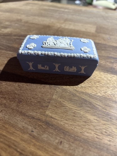 Wedgewood jasperware blue and - jasperware,