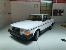 Volvo 240 1986 Saloon White DL