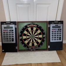 Winmau Dart Board  & Cabinet -