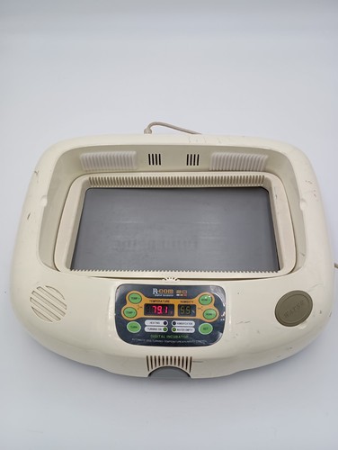 Com digital incubator as - incubator,