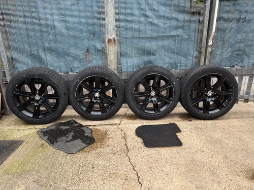 Jaguar alloy wheel - 18",