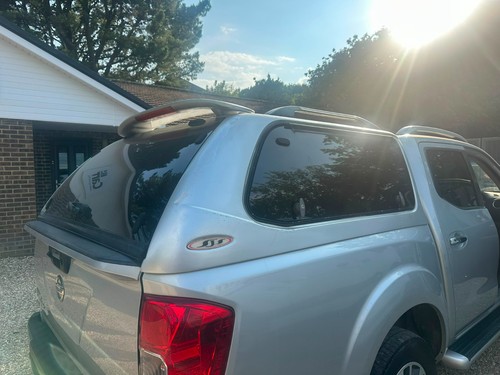 Nissan navara hardtop canopy - nissan,