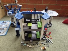 Playmobil City Action Police Station Headquarters With Prison 6872 - bundle