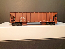 Walthers HO Scale 3 pack of Ballast Hoppers - Burlington Northern Livery