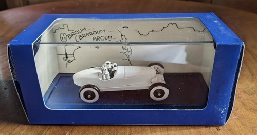 Tintin and snowy b - and, b&w