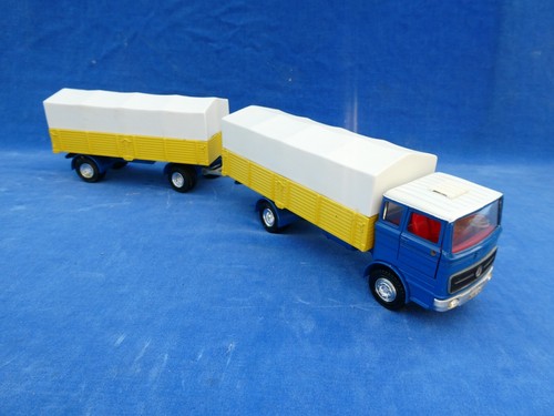 Dinky toys mercedes - toys, ?
