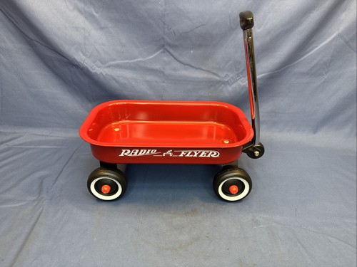 Radio flyer miniature x - radio,