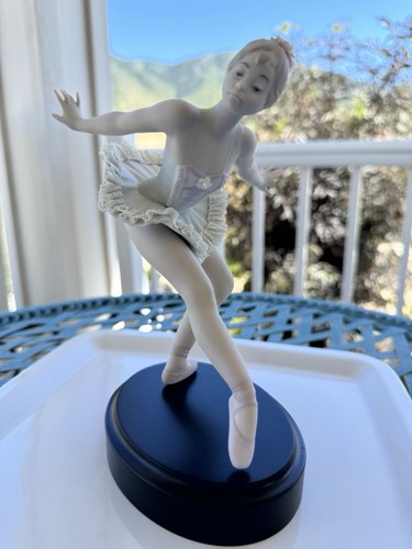 Lladro ballerina curtain - lladro,