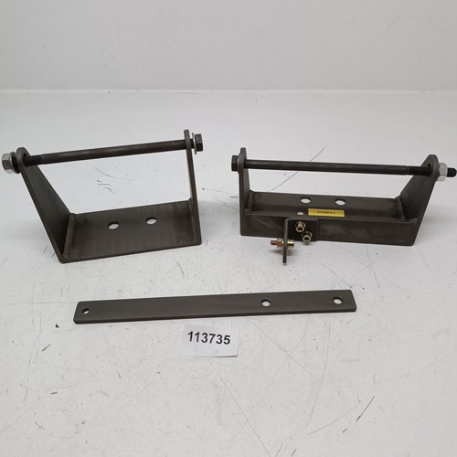 Engine mount support for - engine,