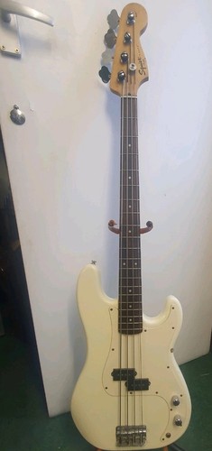Squier precision bass string - squier,