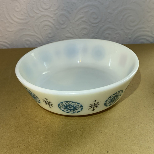 Vintage pyrex england - pyrex, milk