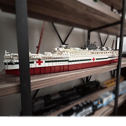 The largest hospital - hospital, ship