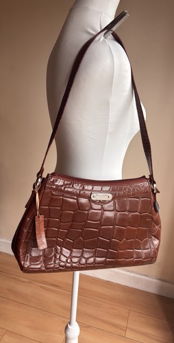 This brown sienna - this,
