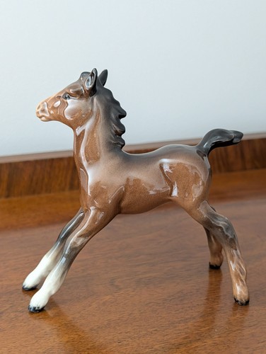Beswick horse foal - horse,