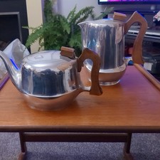 MID CENTURY PICQUOT WARE