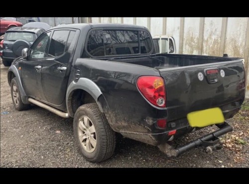 Mitsubishi l200 breaking - l200,