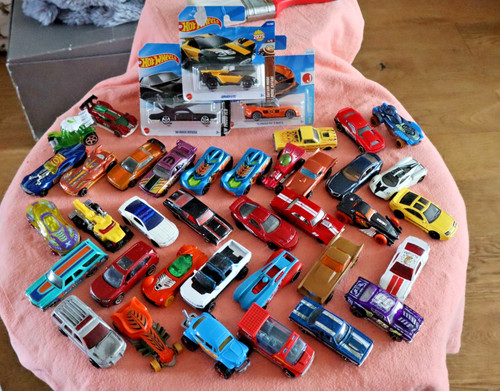 Large bundle mattel hot - bundle, of
