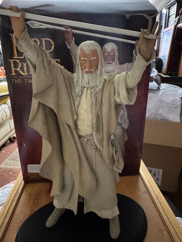 Lotr sideshow weta gandalf the - lotr,