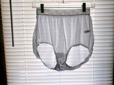 VNTAGE HANES Nylon Panties~