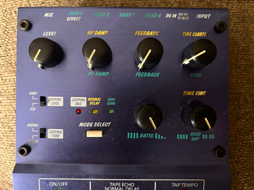 Akai head rush digital - rush, e2