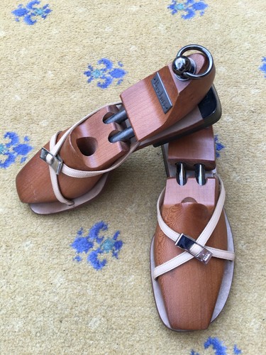 Gucci womens sandals - gucci,