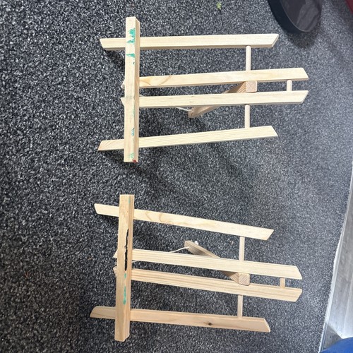 Mini easel stand - x,