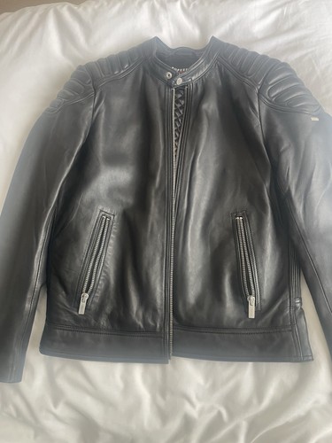 Superdry premium city hero - superdry,