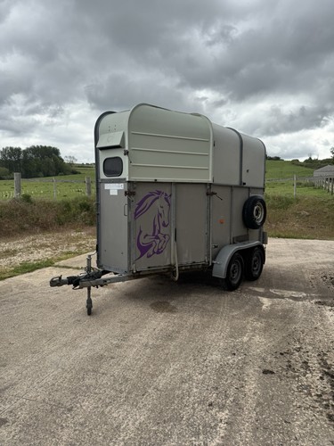 Richardson horse trailer - richardson,