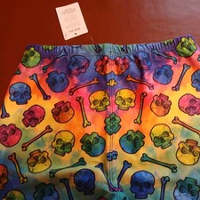 LUCY LOCKET LOVES CASUAL