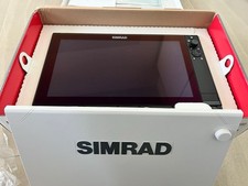 Chartplotter SIMRAD NSS16 Evo3