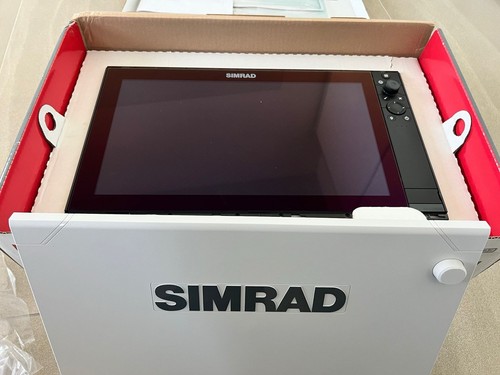 Simrad nss16 evo3 chartplotter - simrad,