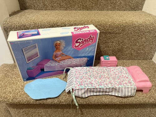 Hasbro sindy doll bed room - doll,
