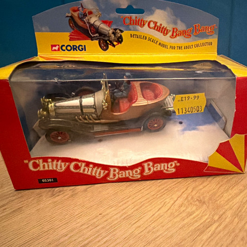 Corgi chitty - corgi, bang