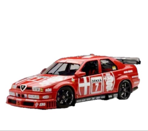 Autoart signature alfa - 1/18,