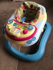 Chicco  Baby walker - very good condition- lights all work - Christmas 