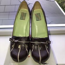 Hard Hearted Harlot Nook UK7