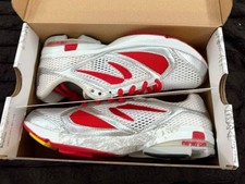 NEW Newton White Low Top