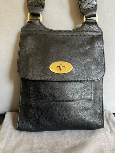 Hardly used mulberry - hardly, black