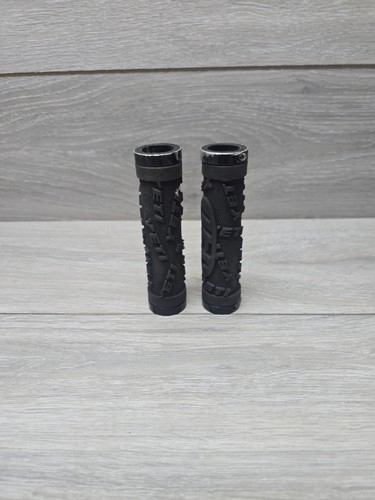 Yeti lockon grips mtb - grips, used